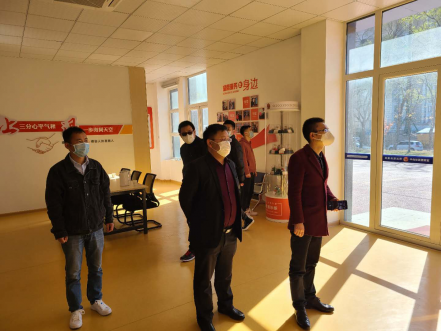 广安爱众贺洪燕一行莅临人生就是搏软件